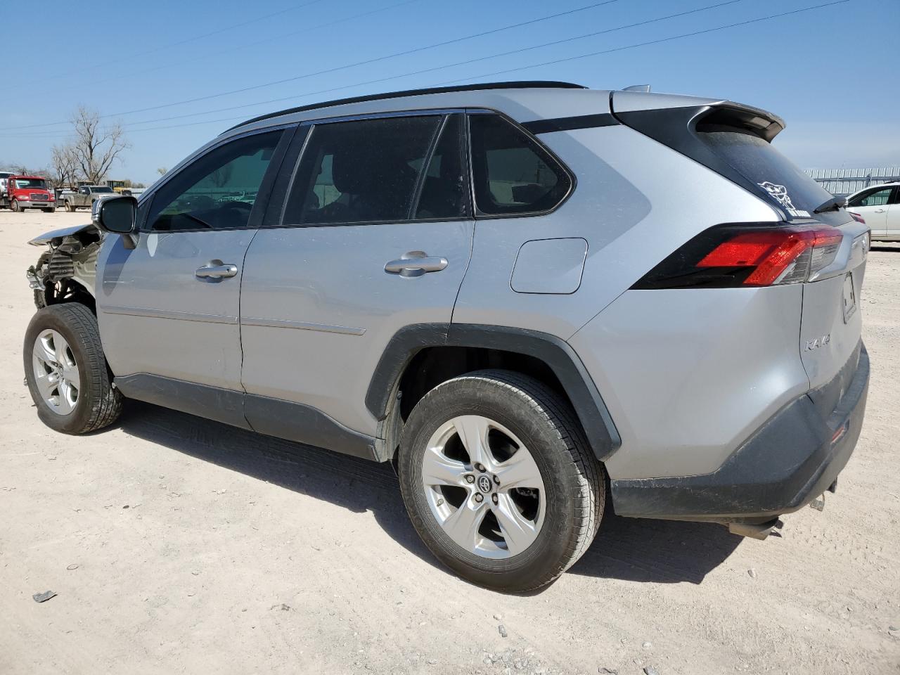 2T3W1RFV5KW047845 2019 Toyota Rav4 Xle