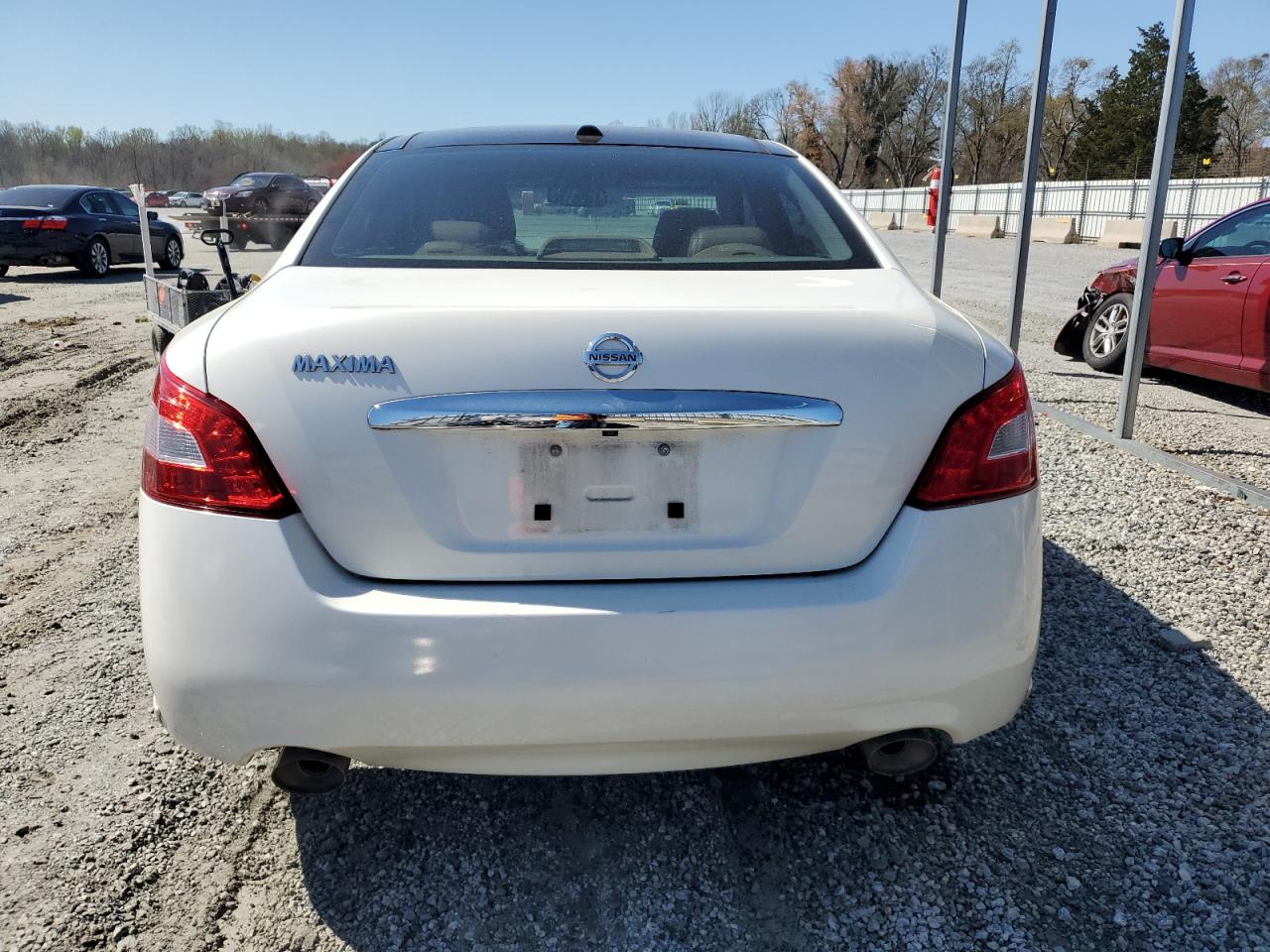1N4AA5AP6AC822933 2010 Nissan Maxima S