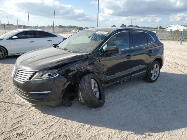 Lot #2396830168 2017 LINCOLN MKC PREMIE salvage car