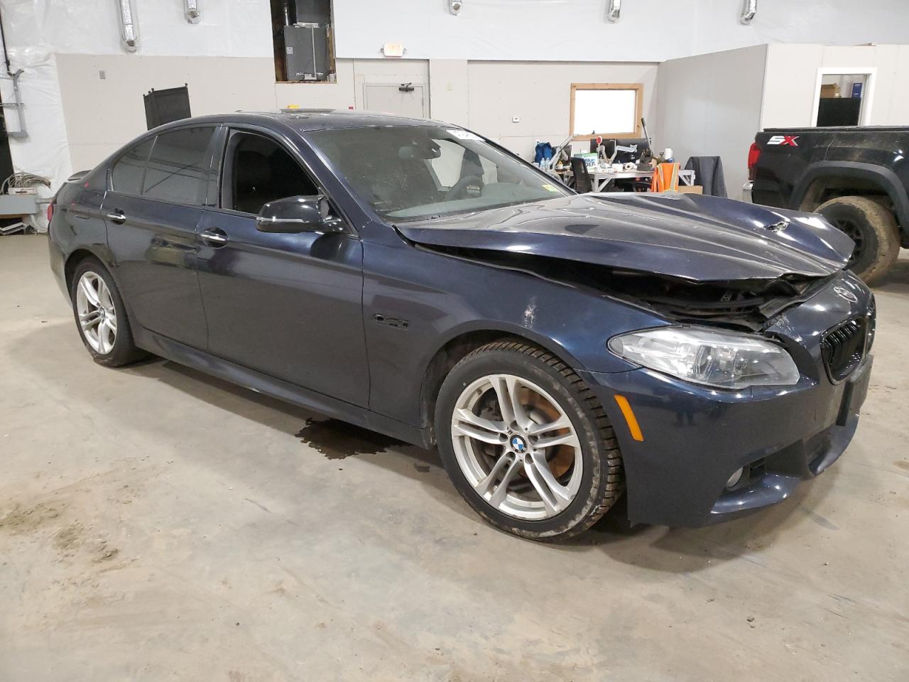 WBA5A7C58FD621844 2015 BMW 528 Xi