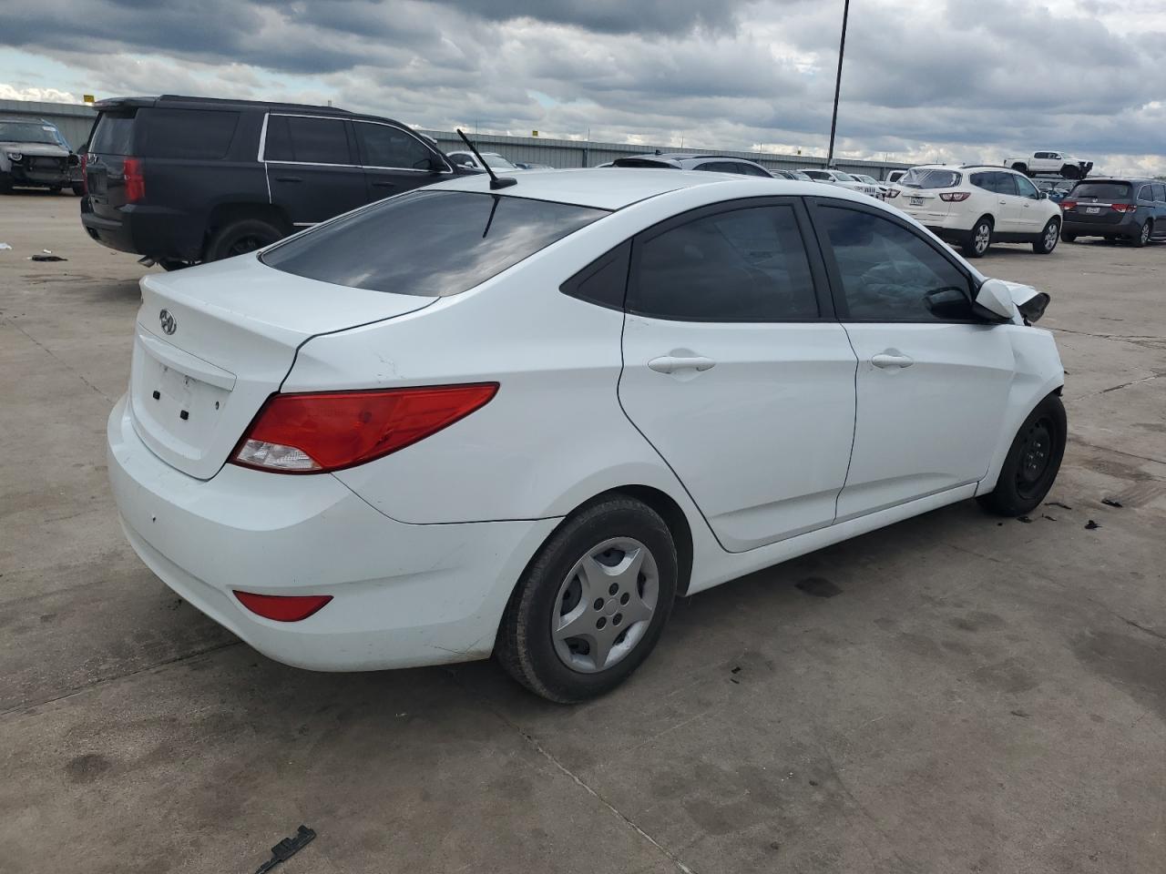 KMHCT4AE1GU062897 2016 Hyundai Accent Se