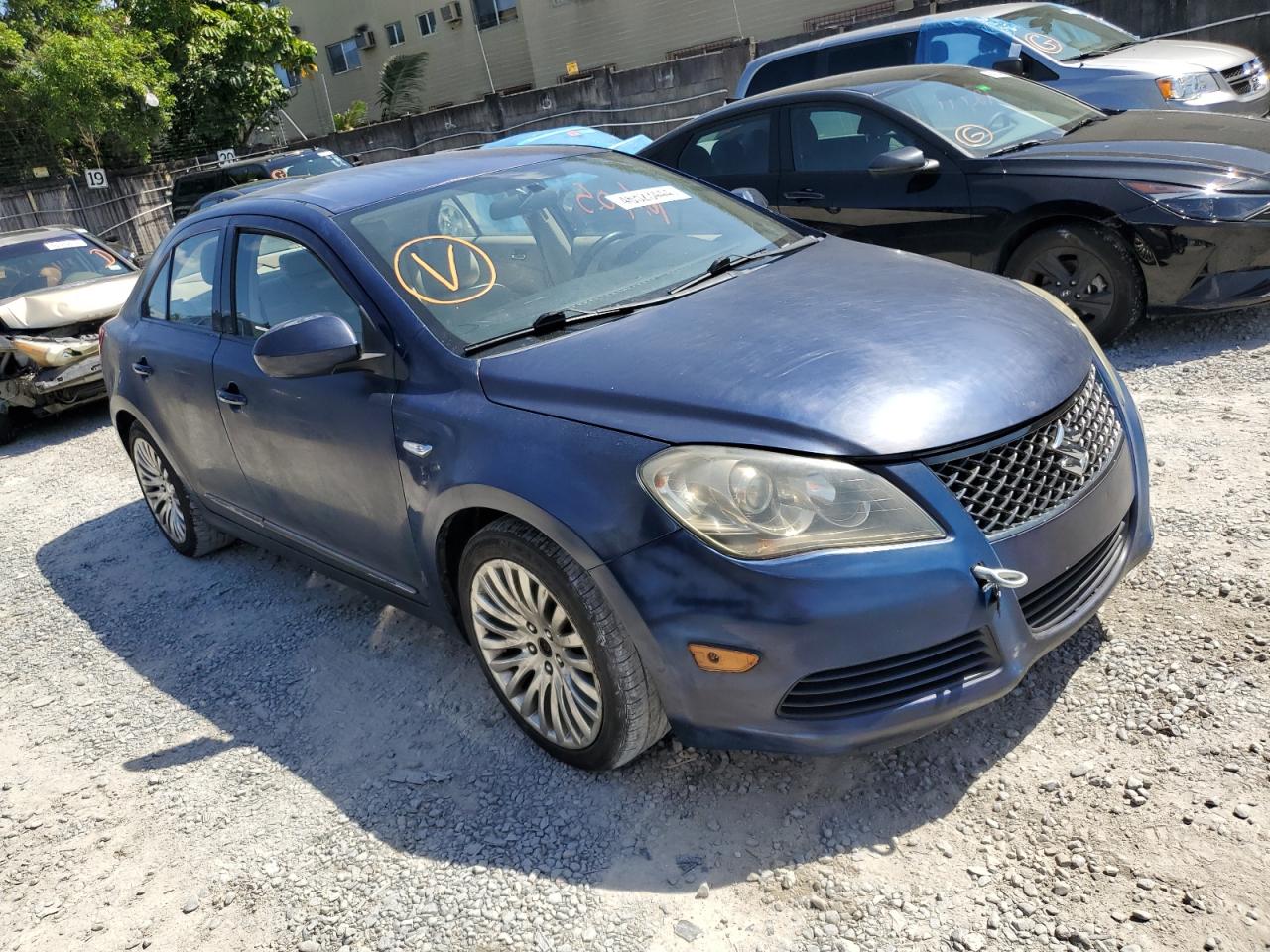 JS2RE9A33C6100266 2012 Suzuki Kizashi Se