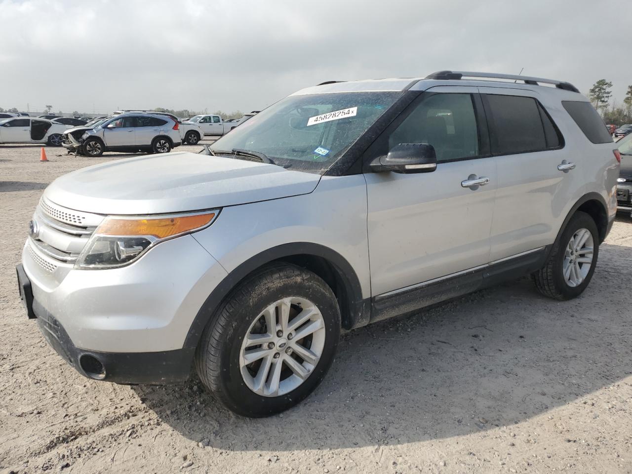 1FM5K8D8XEGB76529 2014 Ford Explorer Xlt