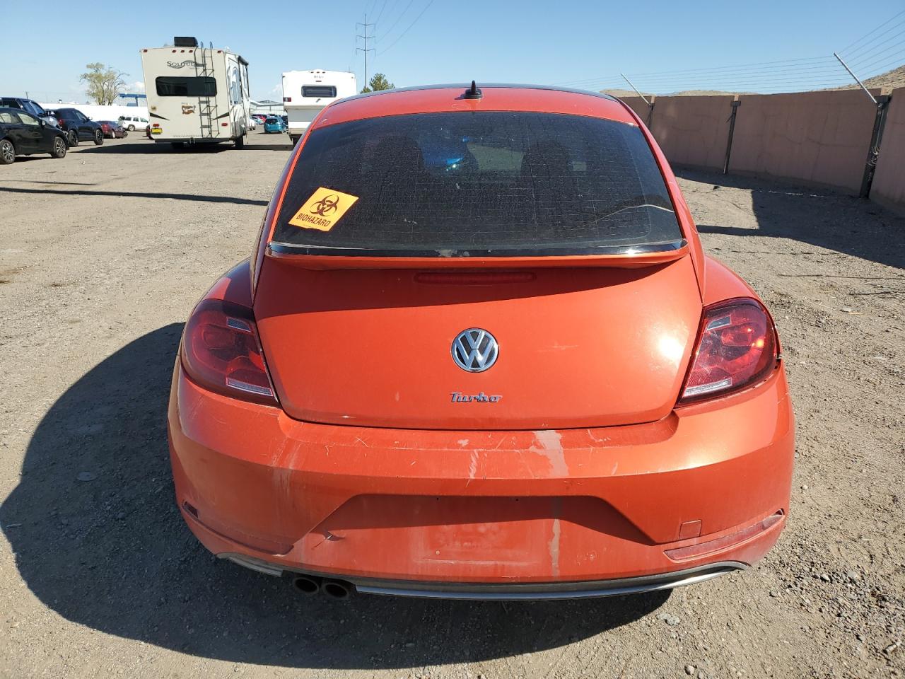 2018 Volkswagen Beetle S vin: 3VWFD7AT3JM704012