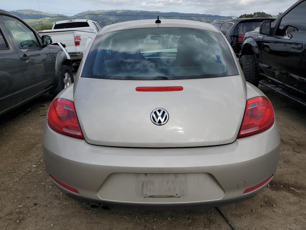 3VWJP7AT4DM691857 2013 Volkswagen Beetle