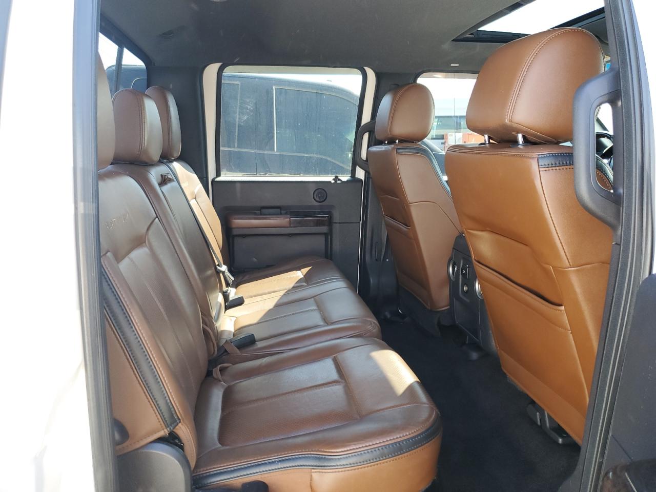 VIN: 1FT8W3DT5GEA62837 2016 FORD F350