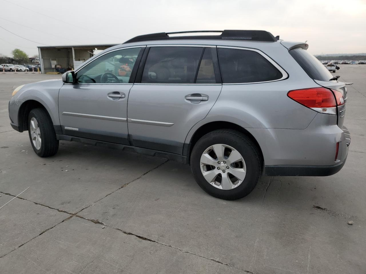 4S4BRCLC7B3403055 2011 Subaru Outback 2.5I Limited