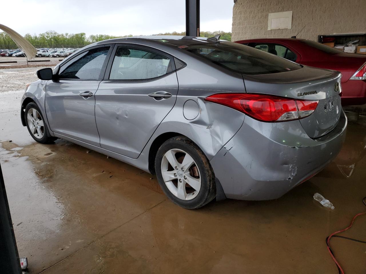 2013 Hyundai Elantra Gls vin: KMHDH4AE2DU684359