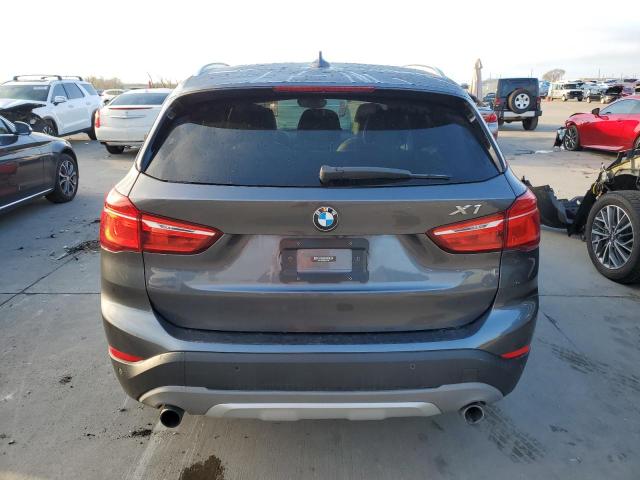  BMW X1 2016 Сірий