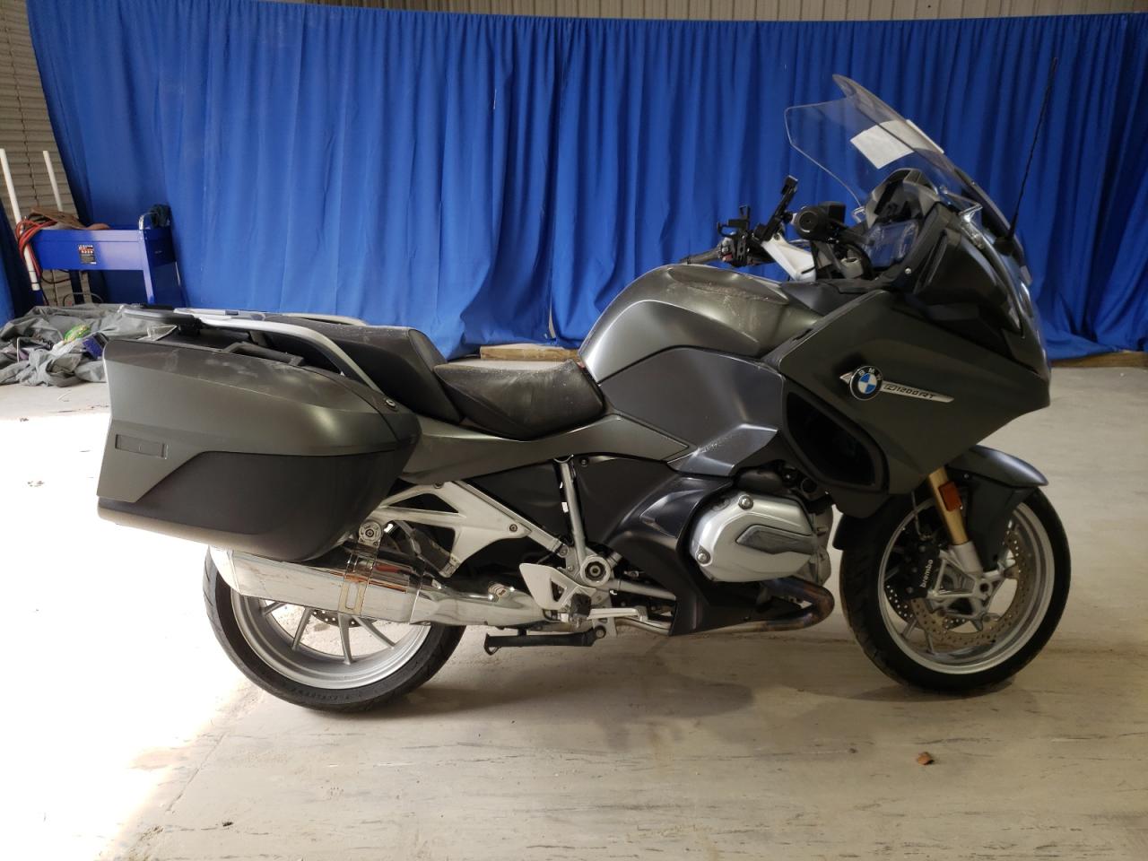 2015 BMW R1200RT at WV - Hurricane, Copart lot 47113414 | CarsFromWest