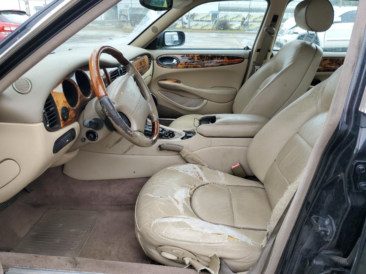 SAJDA24C13LF53925 2003 Jaguar Vandenplas