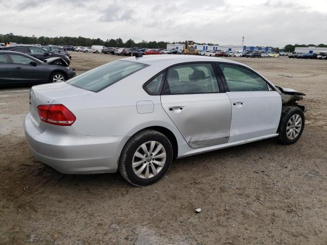 2015 VOLKSWAGEN PASSAT S - 1VWAT7A34FC050434