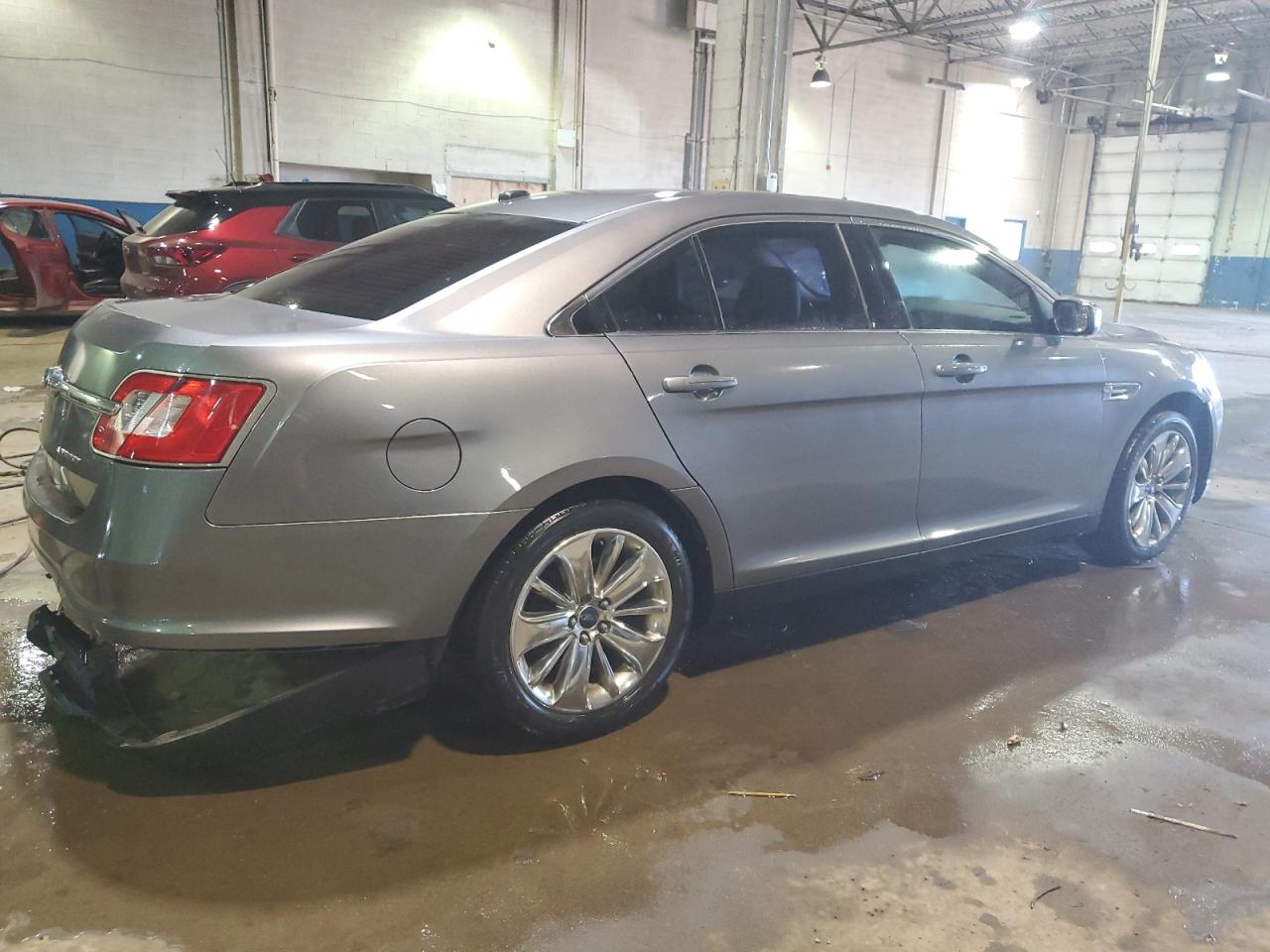 Lot #2572153884 2012 FORD TAURUS LIM