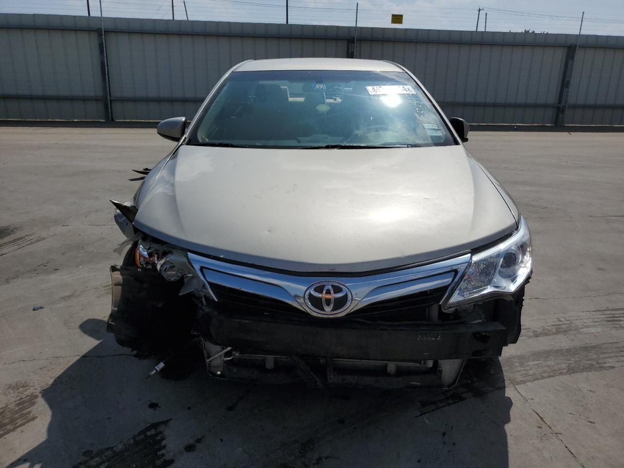 2014 Toyota Camry L vin: 4T4BF1FK0ER372543