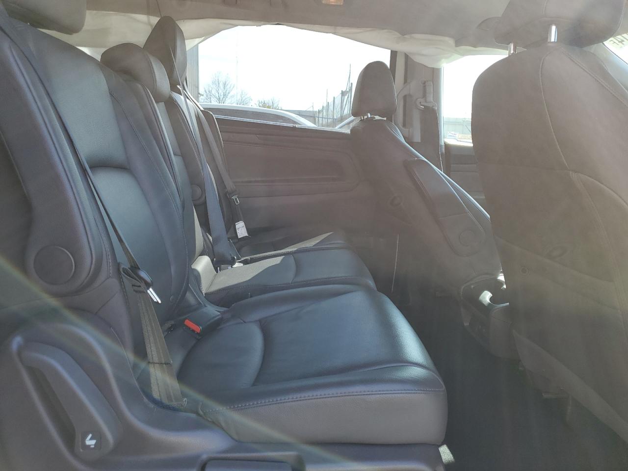 5FNRL6H78KB119048 2019 Honda Odyssey Exl