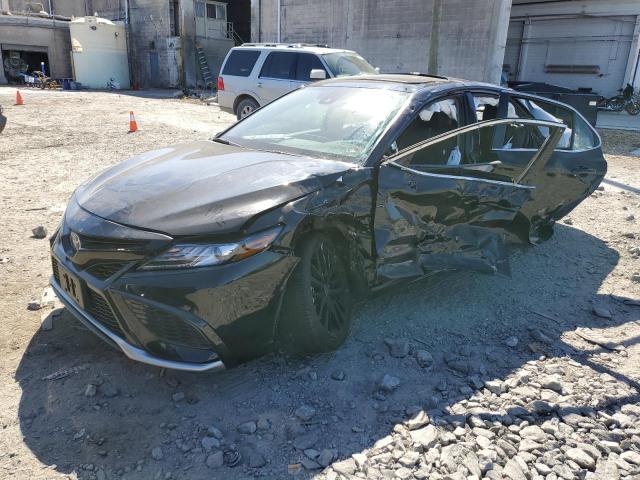 Lot #2486975379 2024 TOYOTA CAMRY XSE salvage car