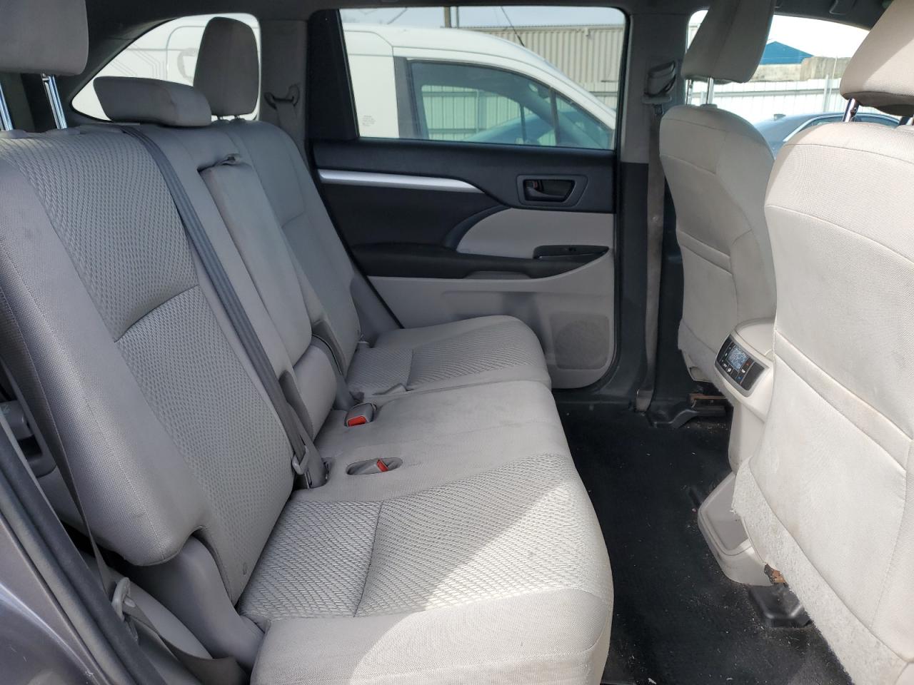 TOYOTA HIGHLANDER LE