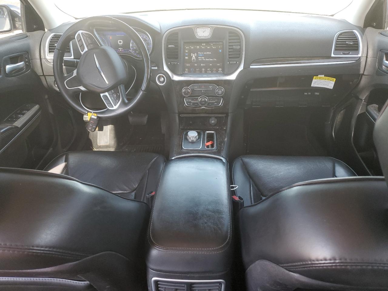 2C3CCAEG1JH159661 2018 Chrysler 300 Limited