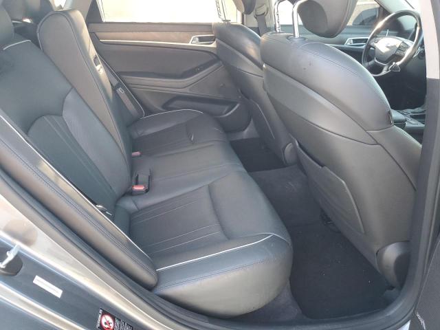 2015 HYUNDAI GENESIS 5. KMHGN4JF1FU069612