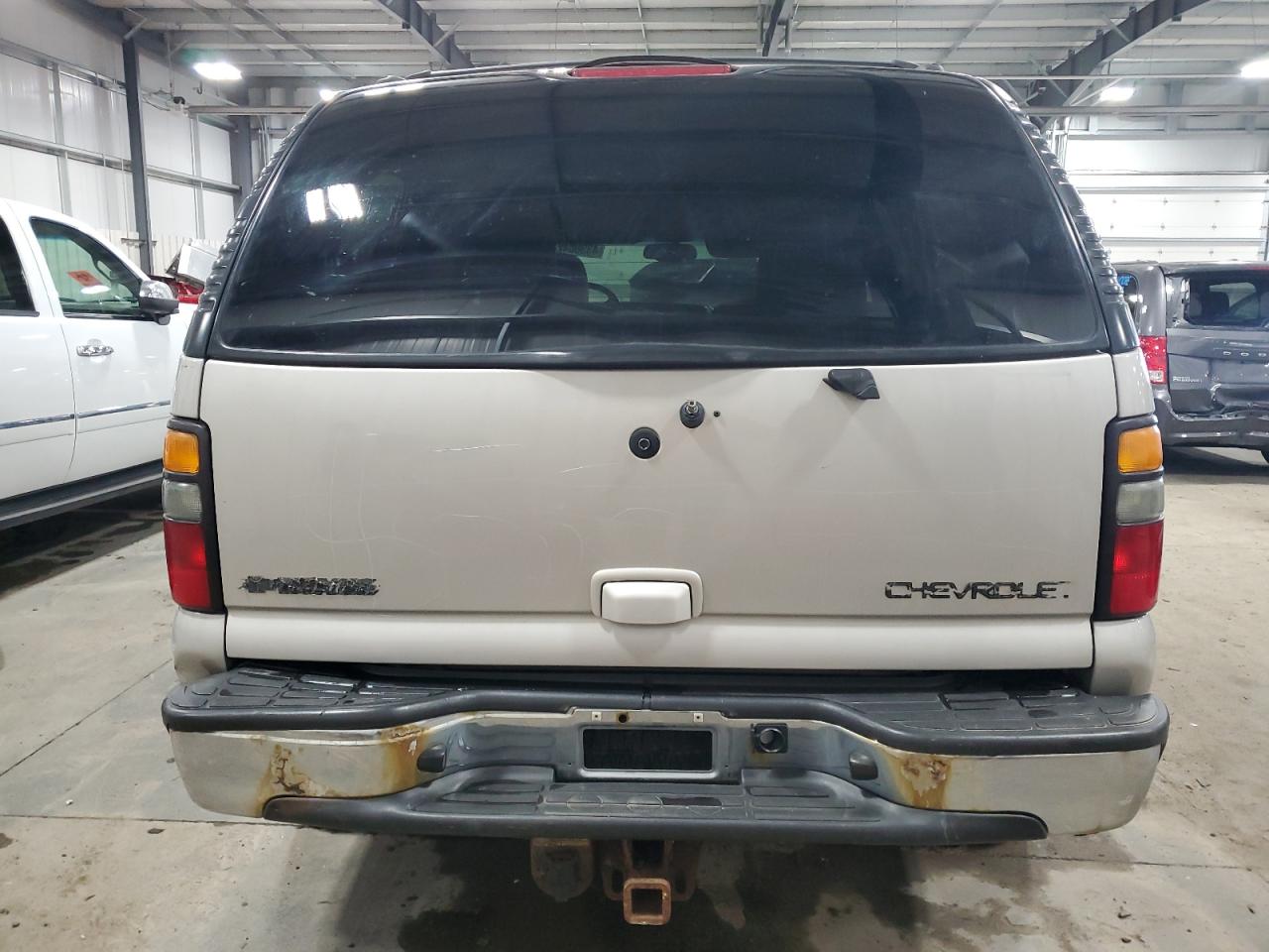 1GNEK13ZX4J237585 2004 Chevrolet Tahoe K1500