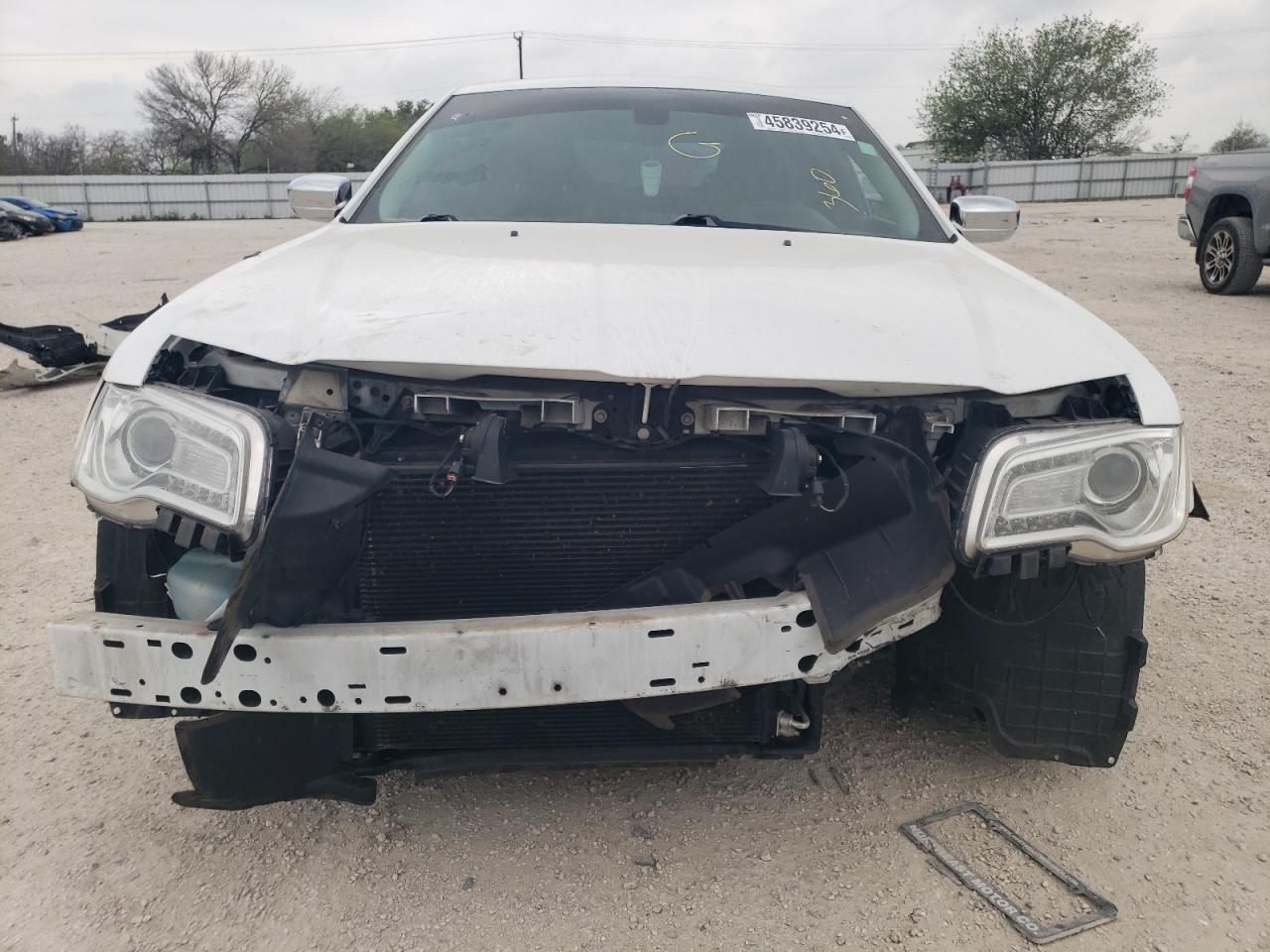 2C3CCAEG1GH190143 2016 Chrysler 300C