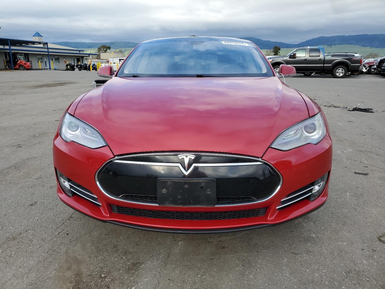 2013 Tesla Model S vin: 5YJSA1CPXDFP13502