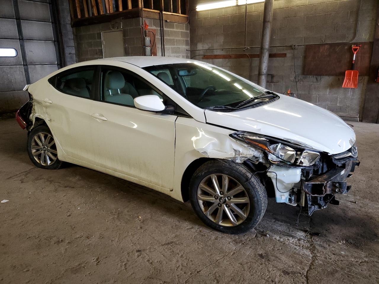 5NPDH4AE5FH627168 2015 Hyundai Elantra Se