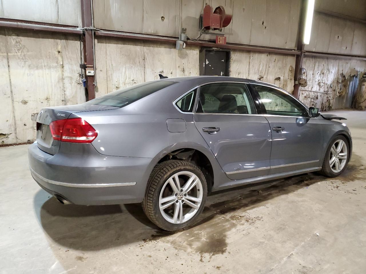 1VWCM7A31DC004739 2013 Volkswagen Passat Sel