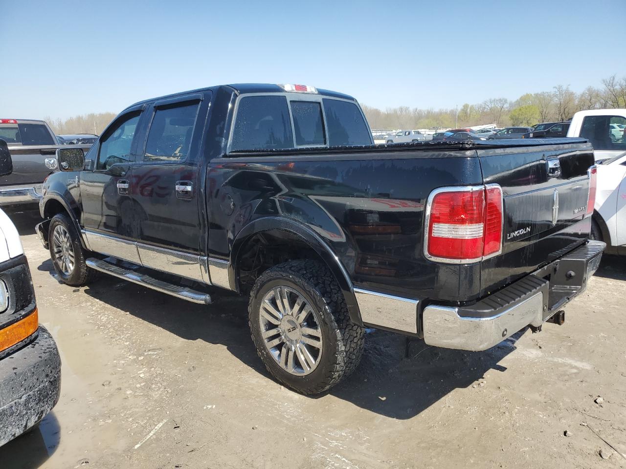 5LTPW18527FJ01175 2007 Lincoln Mark Lt