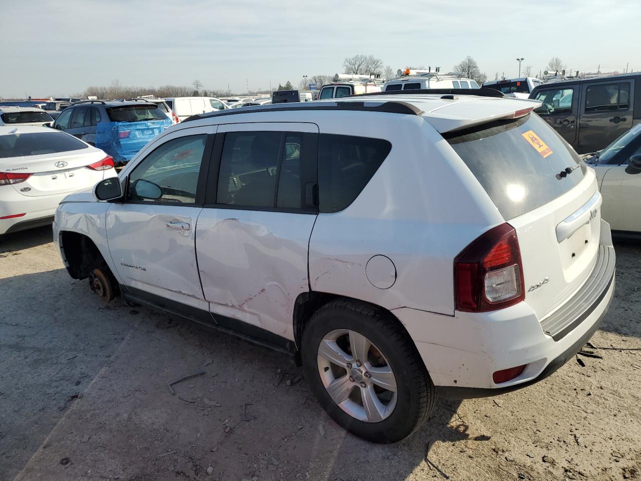 1C4NJDEB3FD270538 2015 Jeep Compass Latitude