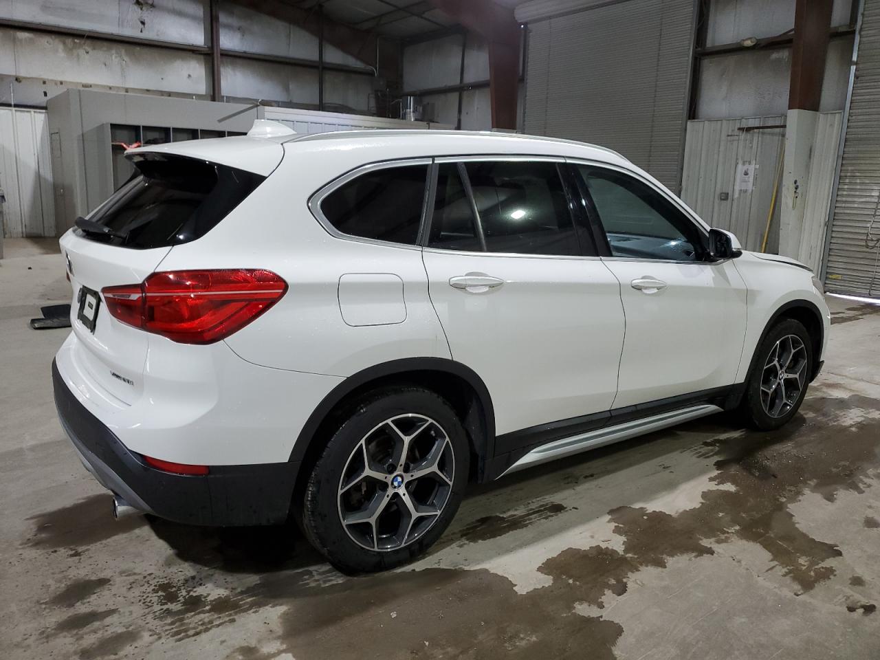 WBXHT3C32J5L31249 2018 BMW X1 xDrive28I