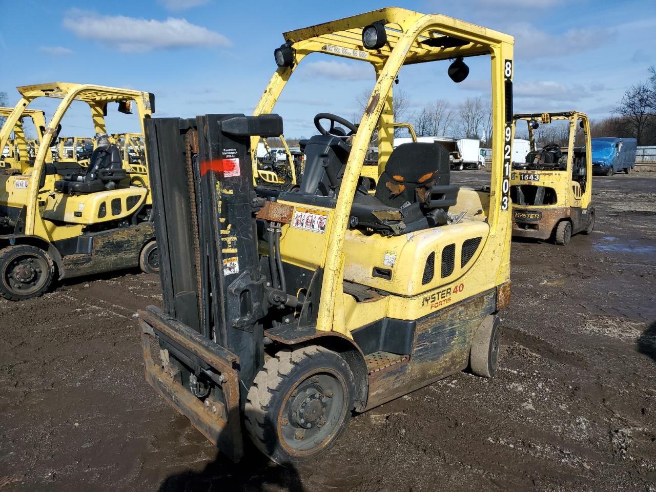 Lot #3242791979 2010 HYST FORKLIFT
