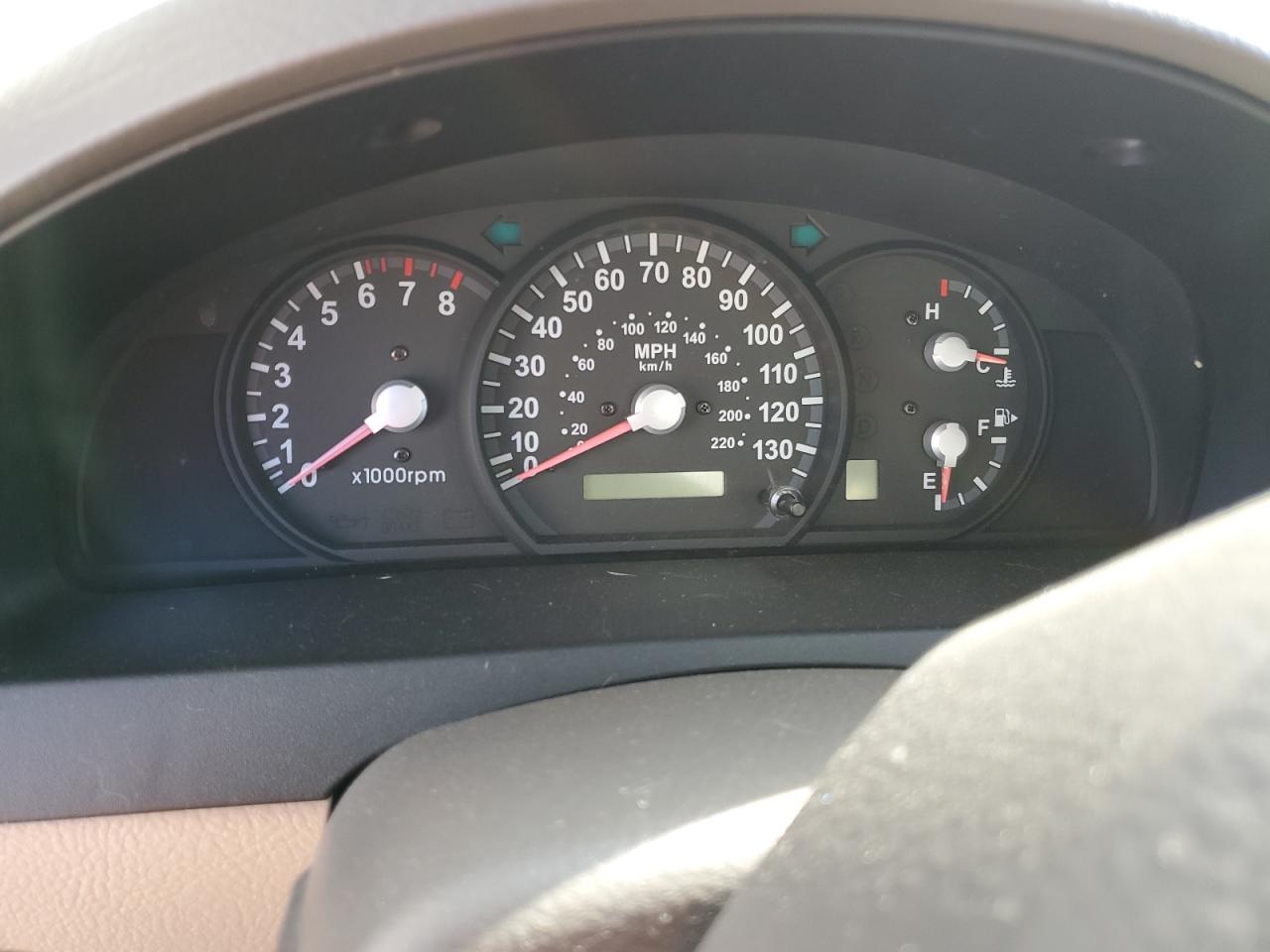 KNDJD733755389124 2005 Kia Sorento Ex