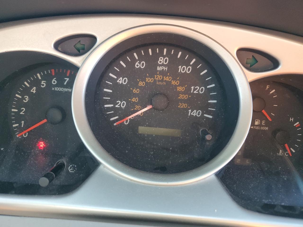 JTEDP21A250058176 2005 Toyota Highlander Limited