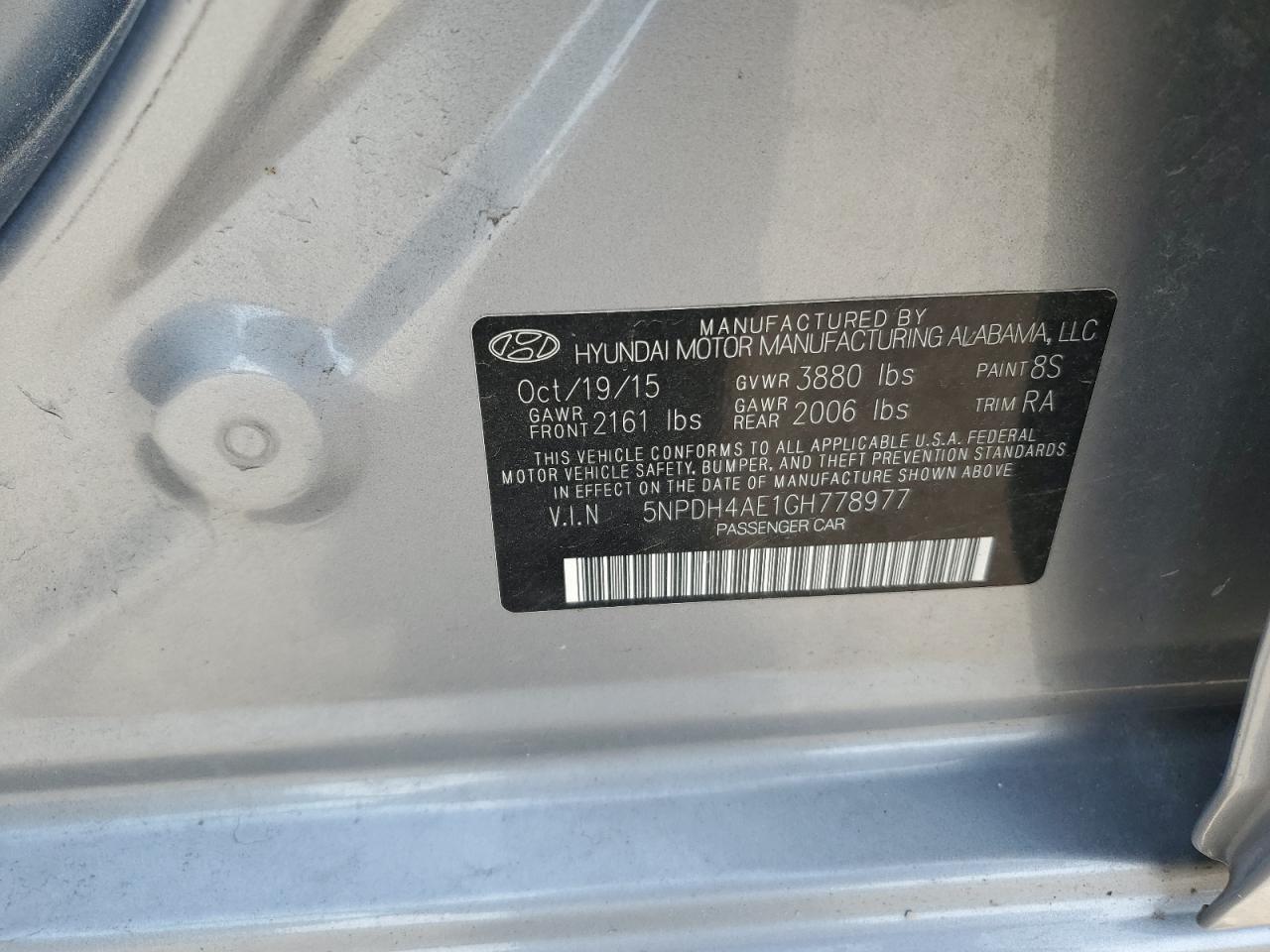 5NPDH4AE1GH778977 2016 Hyundai Elantra Se