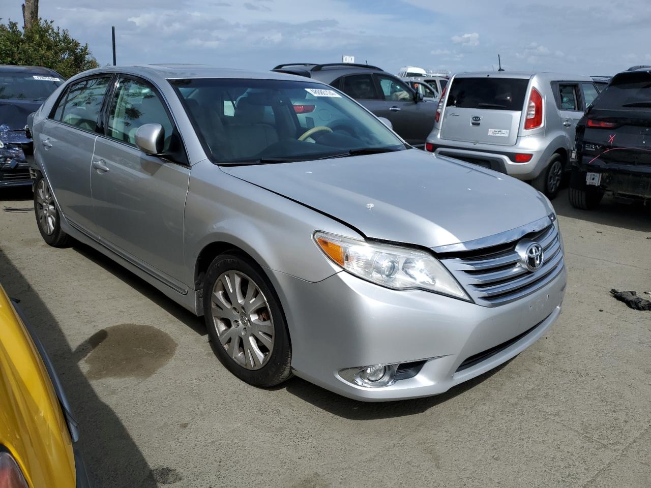 4T1BK3DB2BU377128 2011 Toyota Avalon Base