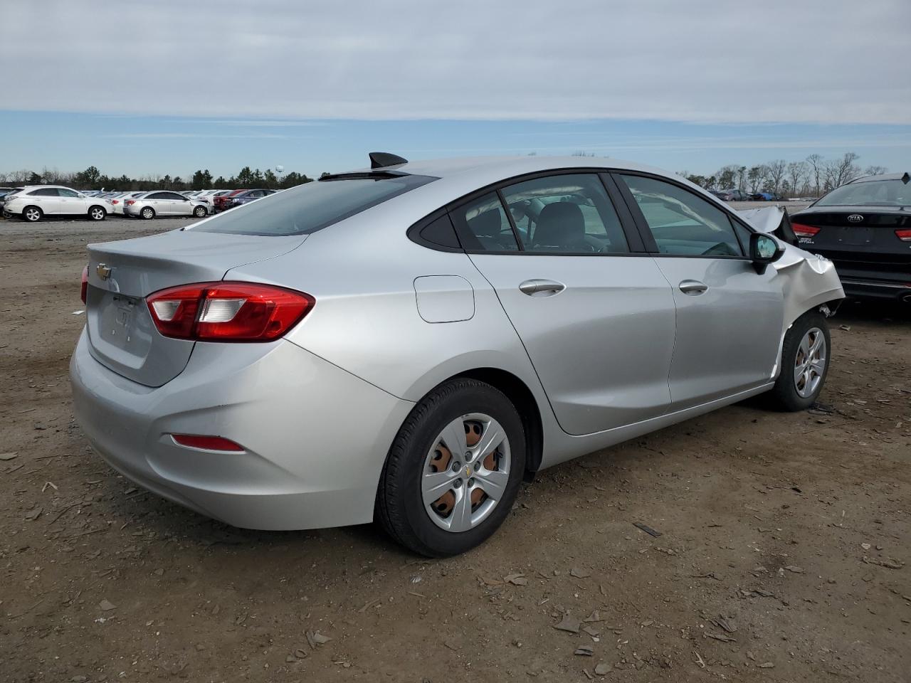 2017 Chevrolet Cruze Ls vin: 1G1BC5SM6H7280144