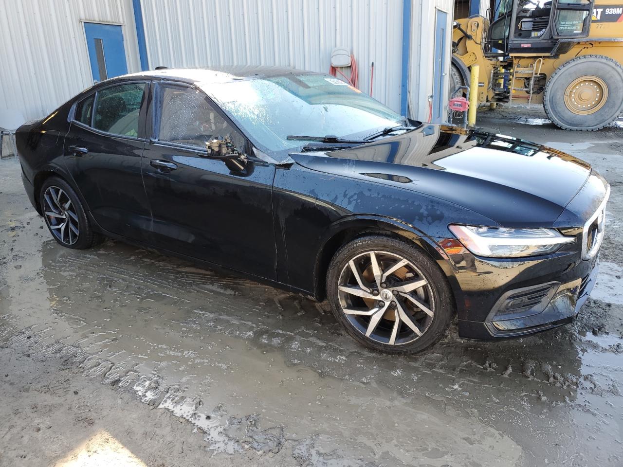 7JR102FK8KG014992 2019 Volvo S60 T5 Momentum