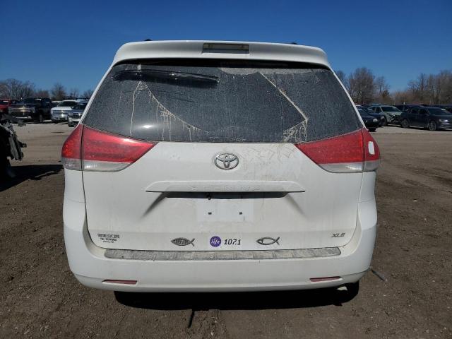 2014 Toyota Sienna Xle VIN: 5TDYK3DC7ES420975 Lot: 44749984