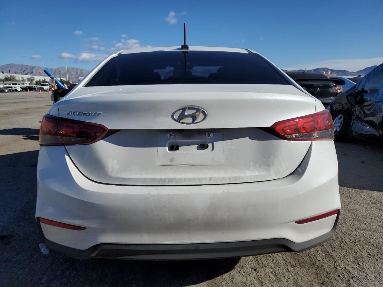 2019 Hyundai Accent Se vin: 3KPC24A31KE051380