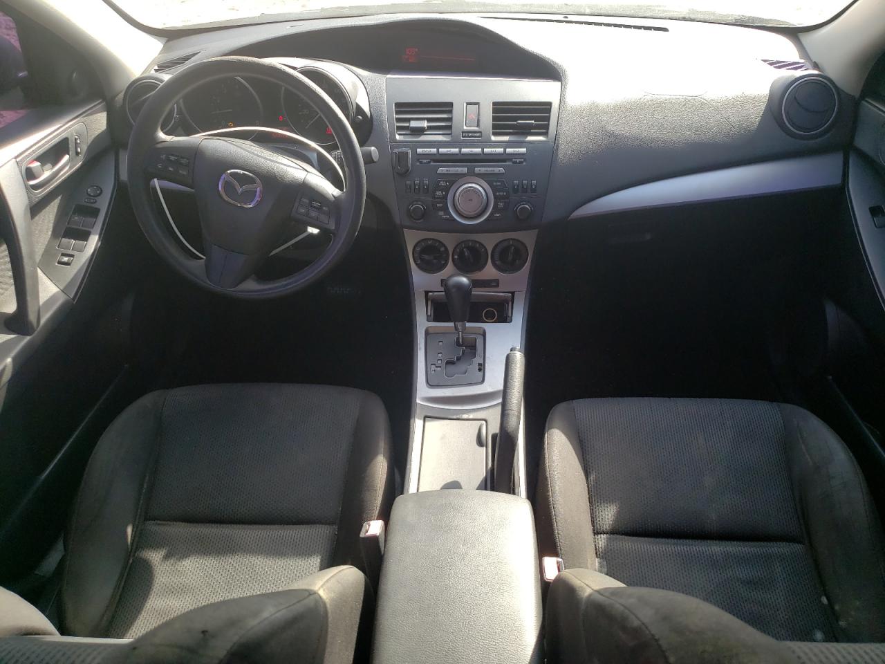 JM1BL1VF1B1413660 2011 Mazda 3 I