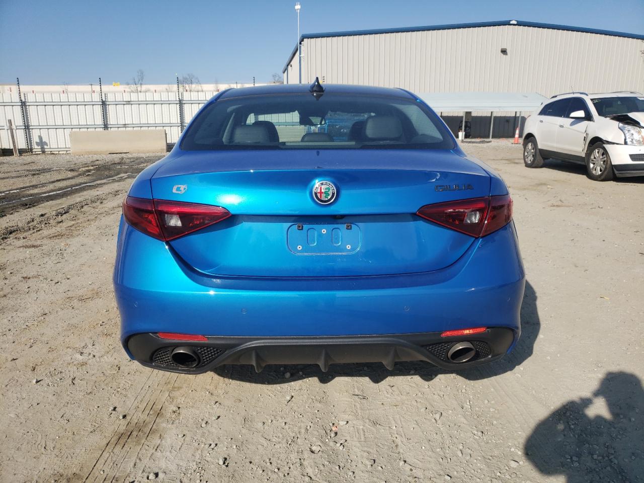 ZARFAEDN7J7595986 2018 Alfa Romeo Giulia Q4