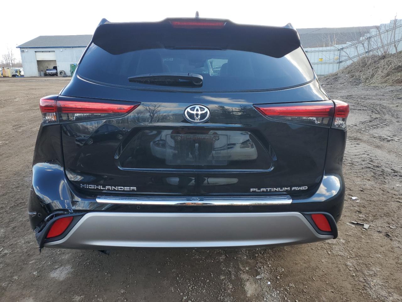 5TDFZRBH8MS147676 2021 Toyota Highlander Platinum