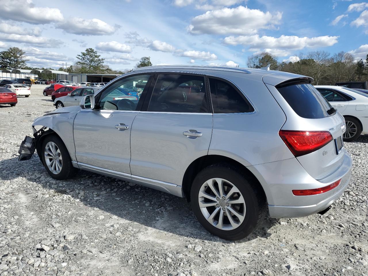 WA1CFAFP4FA076677 2015 Audi Q5 Premium