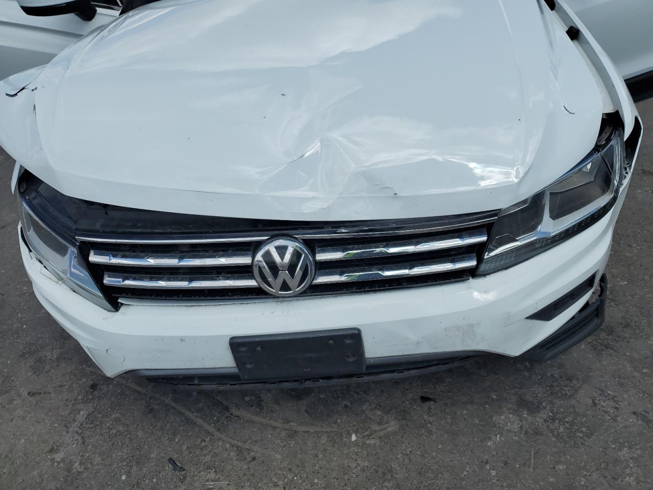 3VV2B7AX7LM130707 2020 Volkswagen Tiguan Se