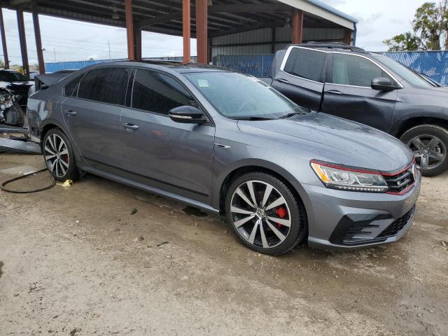 2018 VOLKSWAGEN PASSAT GT 1VWJM7A30JC051022