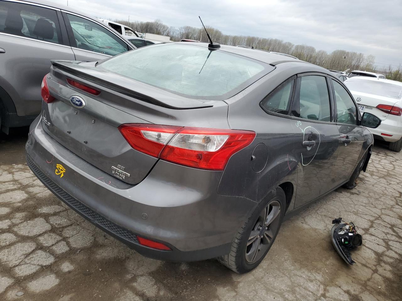 2014 Ford Focus Se vin: 1FADP3F20EL436561