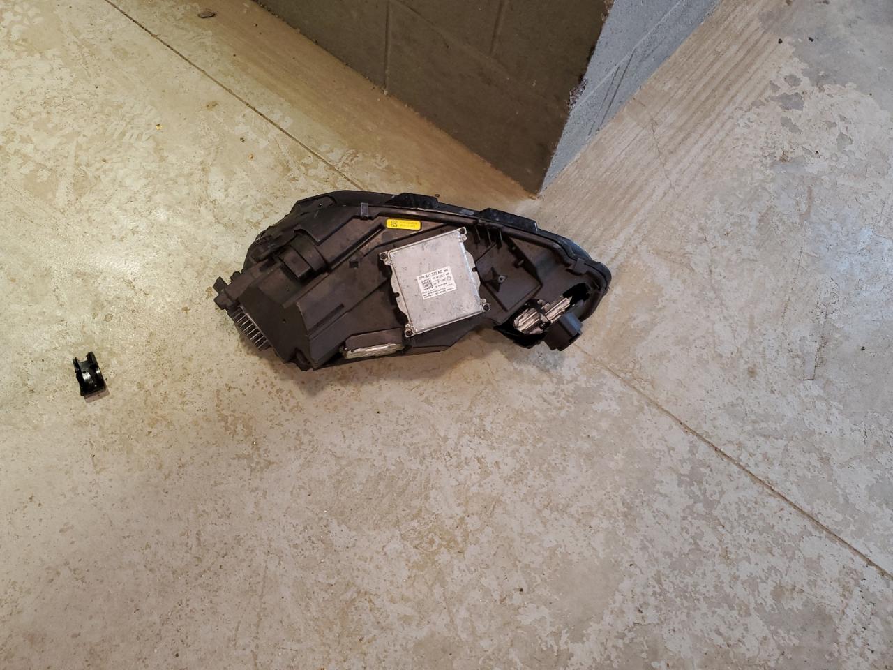 Фото: WAUBNCF51JA005988 - 12