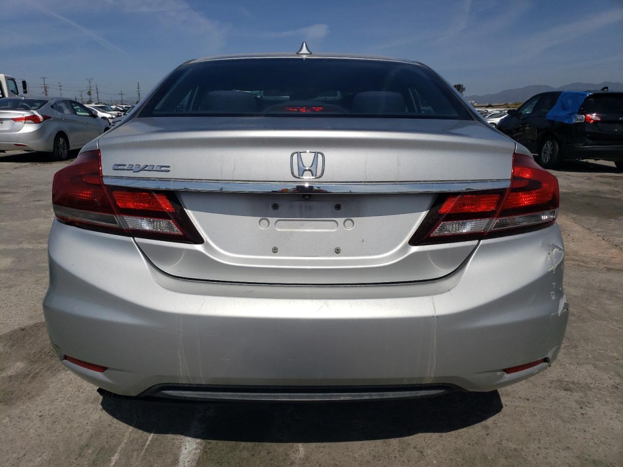 2HGFB2F58FH517524 2015 Honda Civic Lx