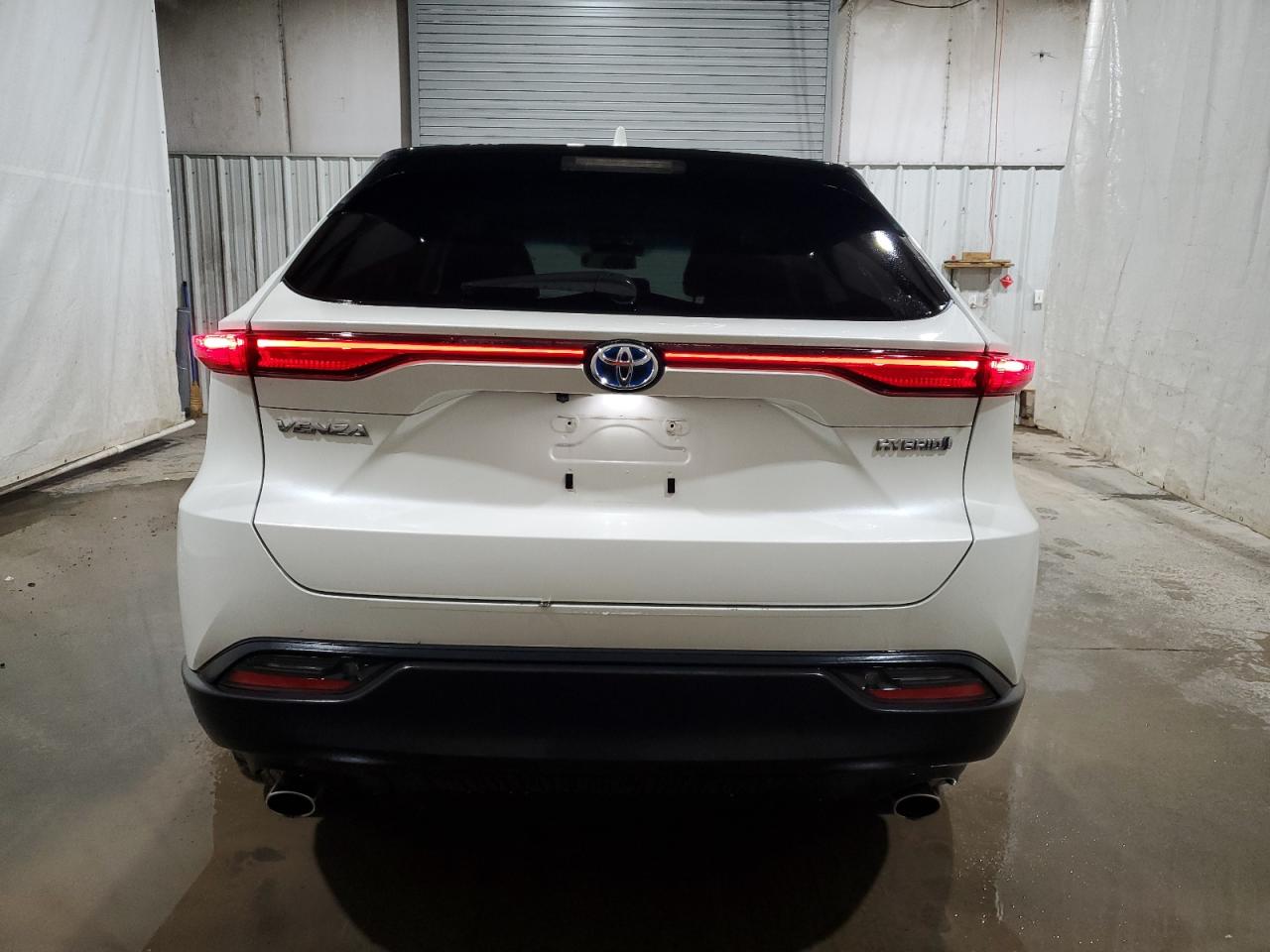 2021 Toyota Venza Le vin: JTEAAAAHXMJ080513